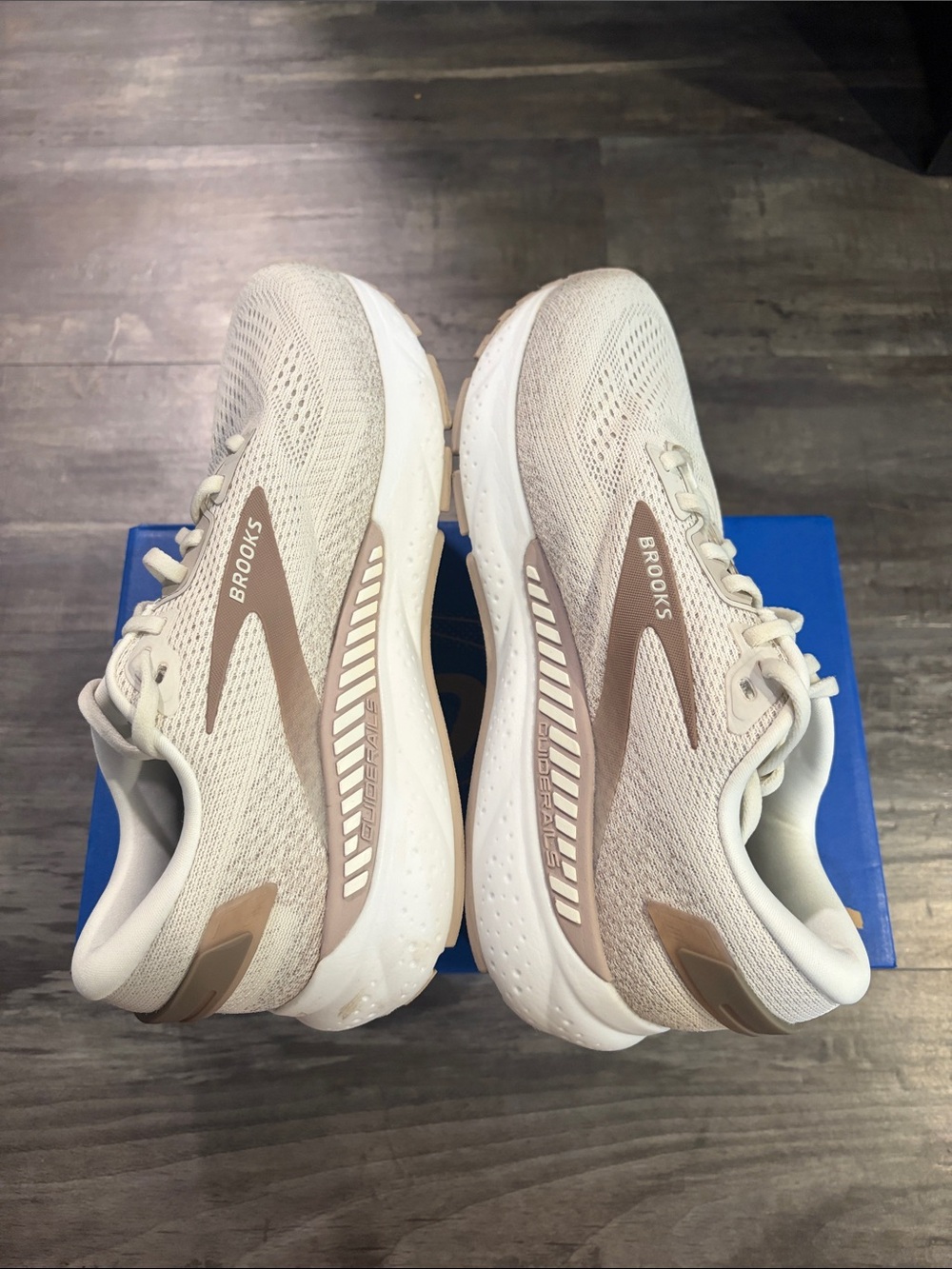 Brooks Ariel GTS 24 extra wide/2E - Picture 5 of 7